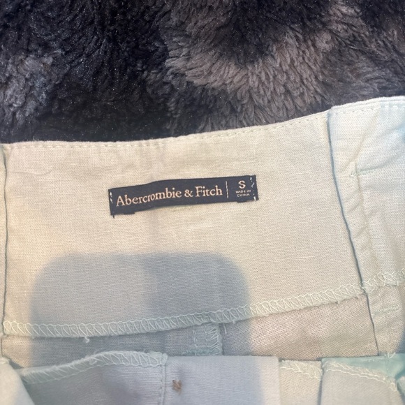 Abercrombie & Fitch Linen Blend High-Rise Button Shorts - Size S light blue - Picture 2 of 5